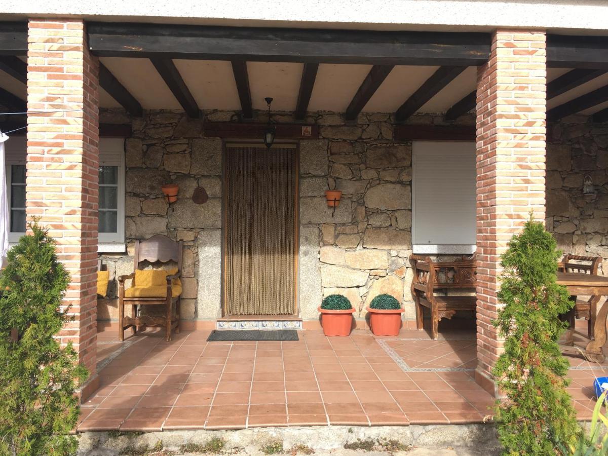Ermita De Gredos Villa Navarredonda de Gredos Exterior photo